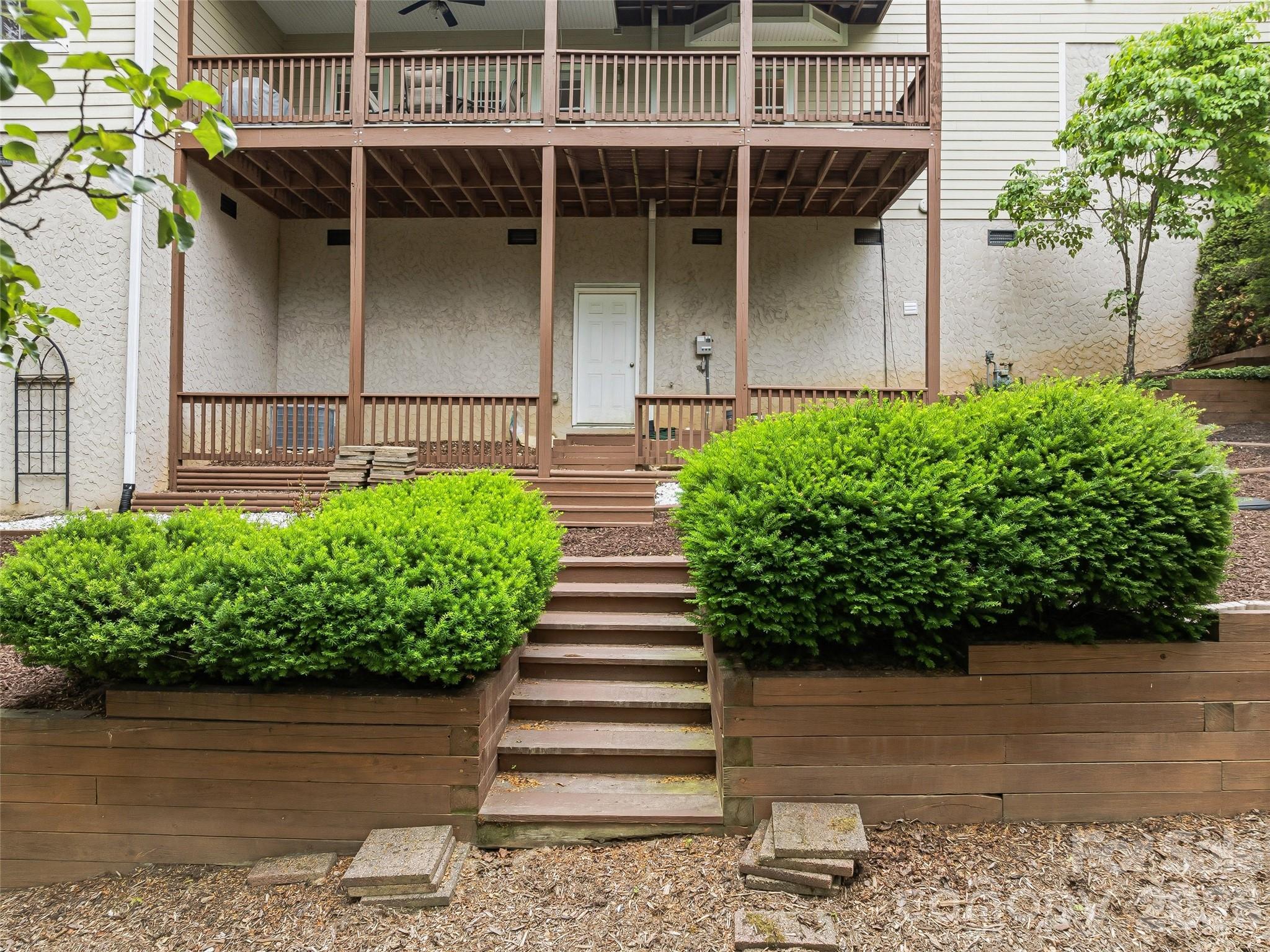 115 Flameleaf Lane Property Photo 45
