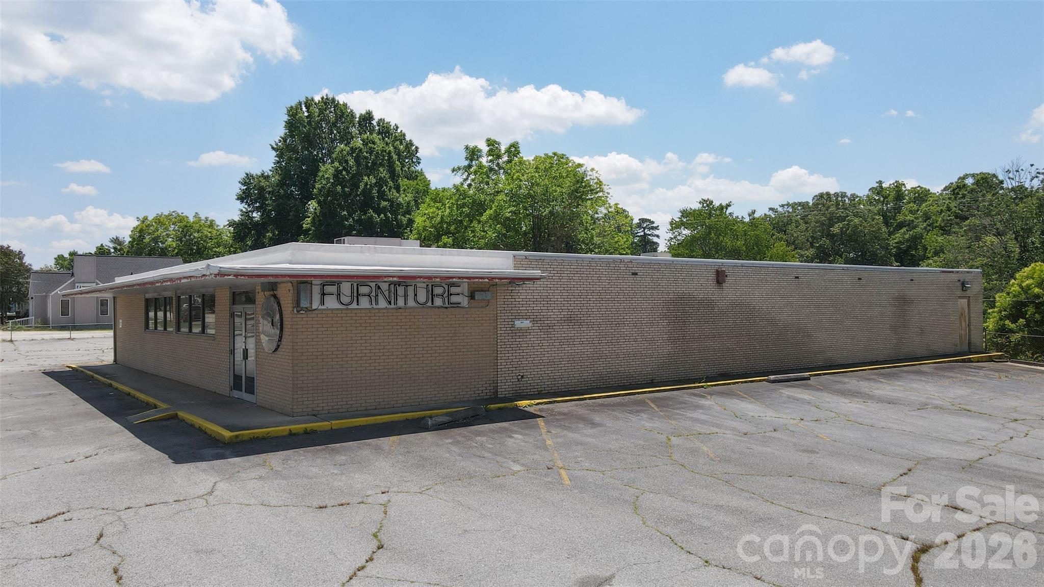 600 Randolph Street Property Photo 1