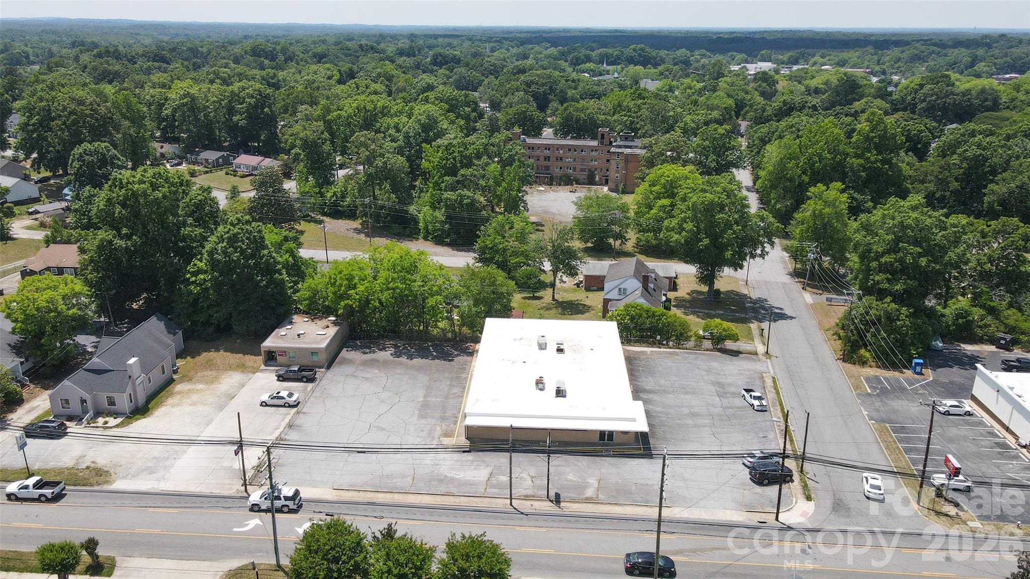 600 Randolph Street Property Photo 6