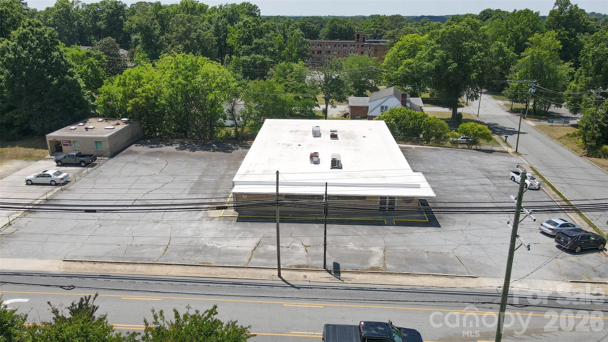 600 Randolph Street Property Photo 7