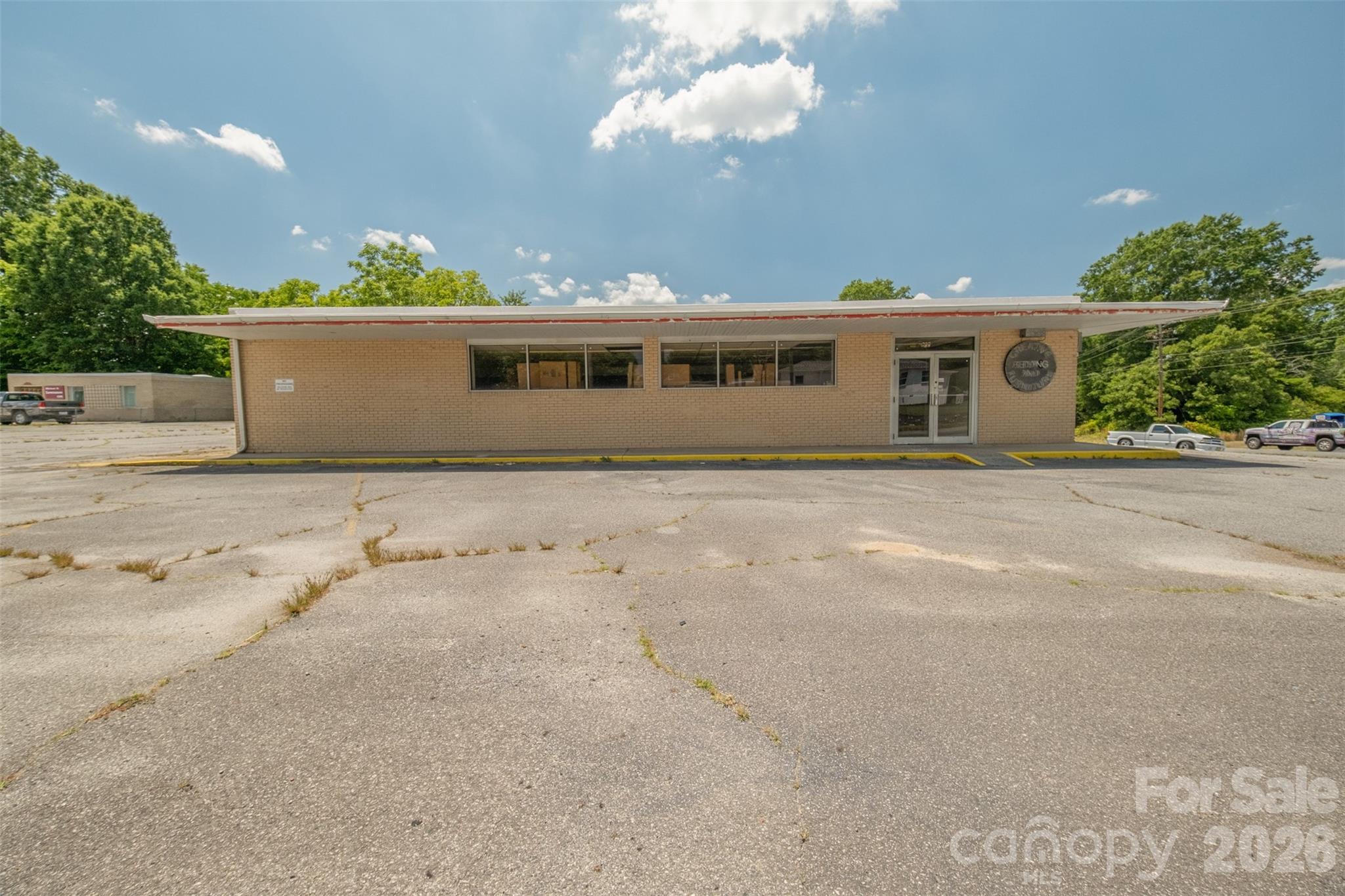 600 Randolph Street Property Photo 13