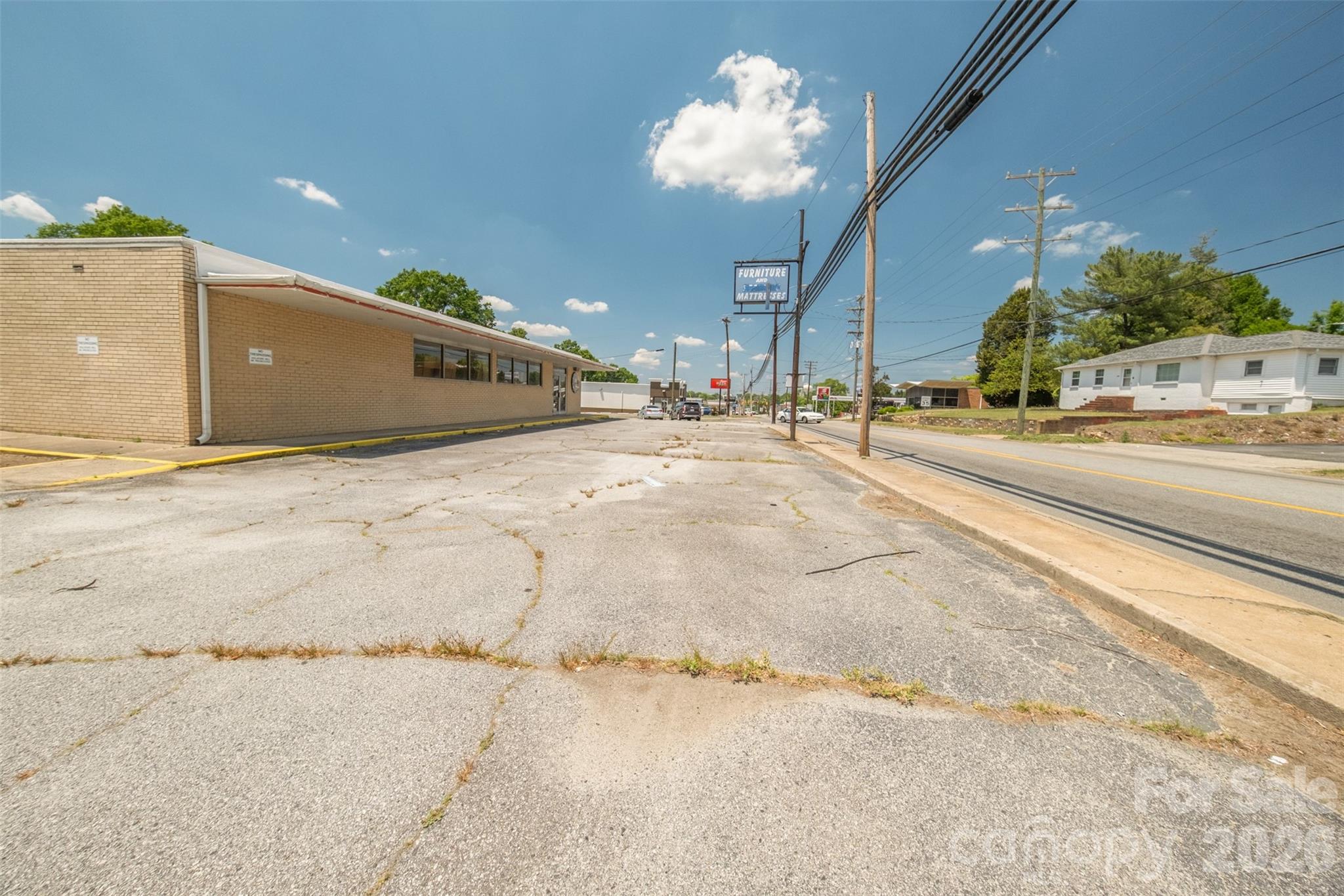 600 Randolph Street Property Photo 15