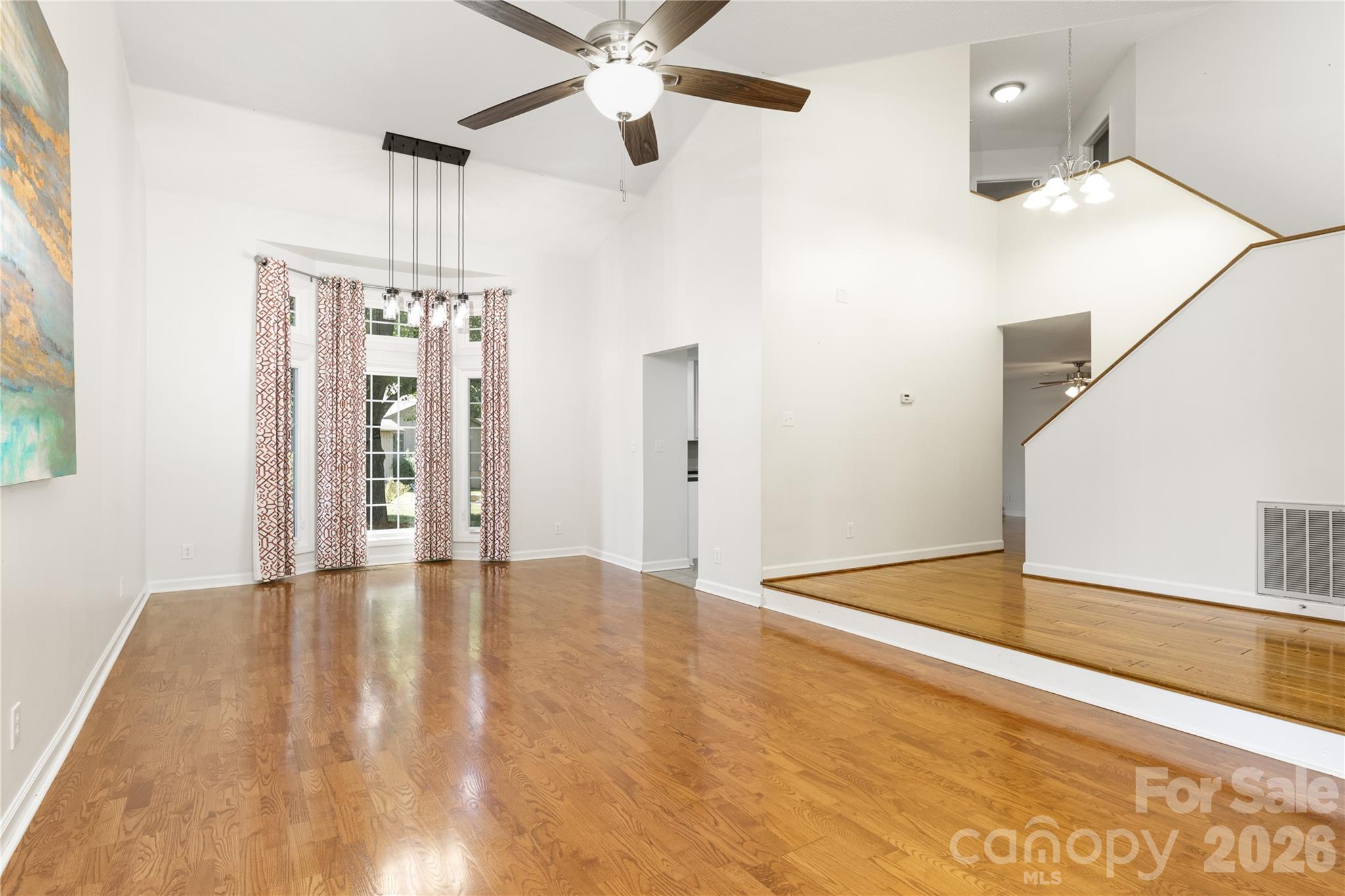 568 Wood Hollow Road Property Photo 11
