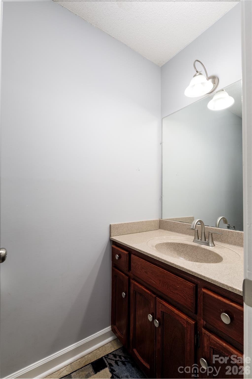 568 Wood Hollow Road Property Photo 20