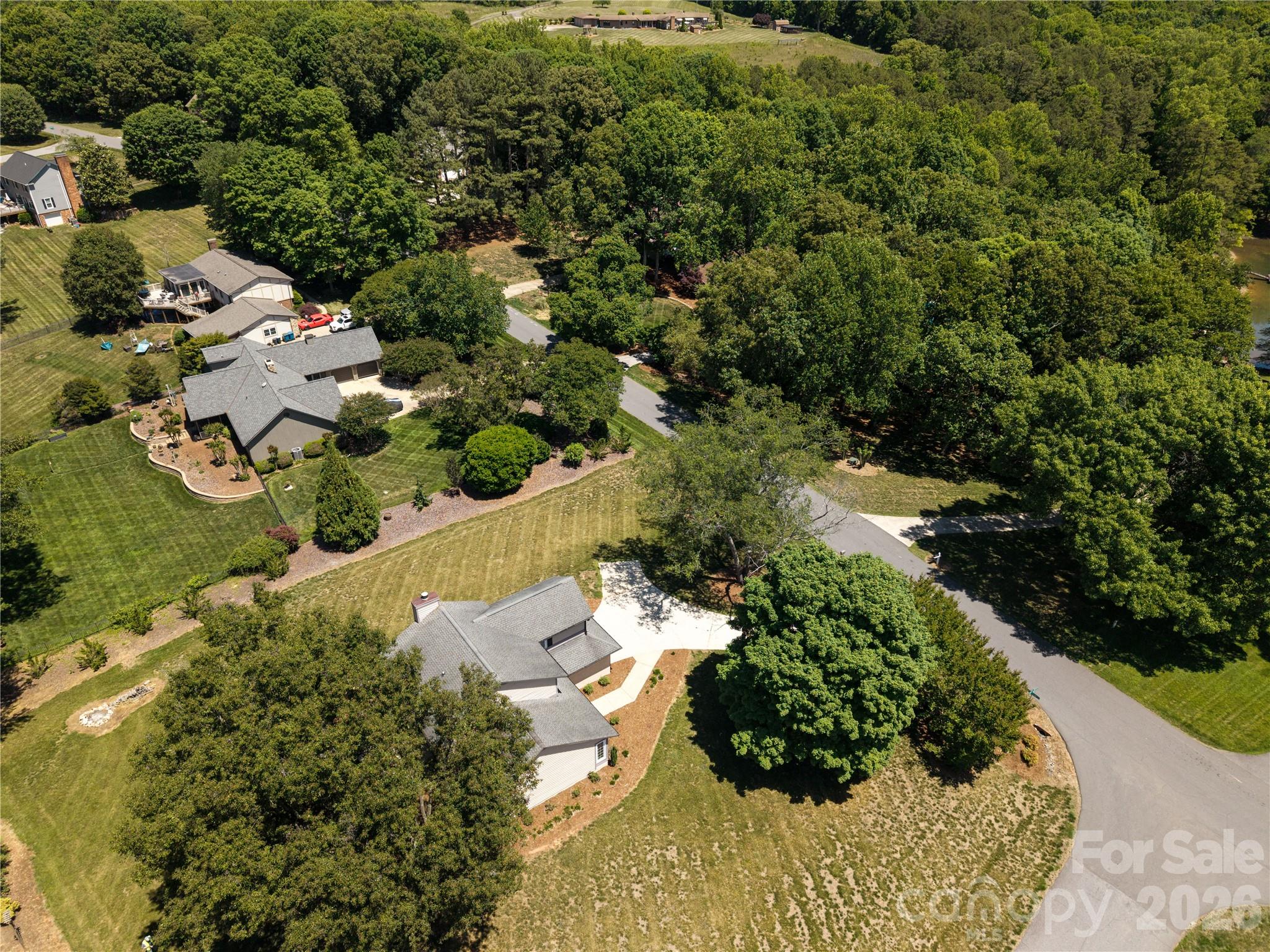 568 Wood Hollow Road Property Photo 41