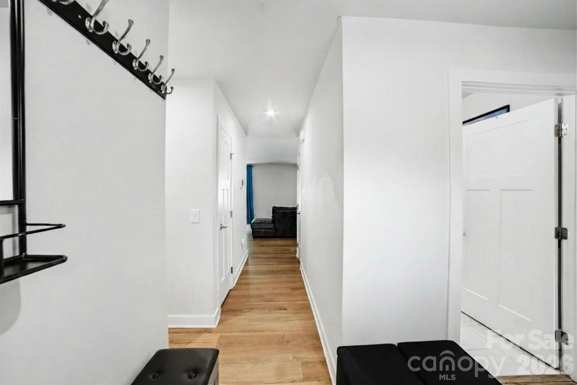 2220 Goldwood Drive Property Photo 6