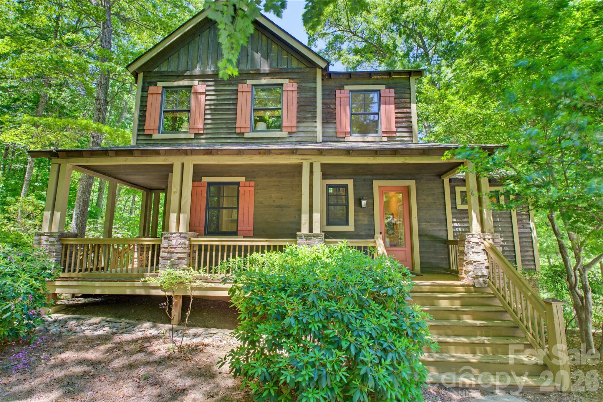 65 Whispering Falls Court Property Photo 1