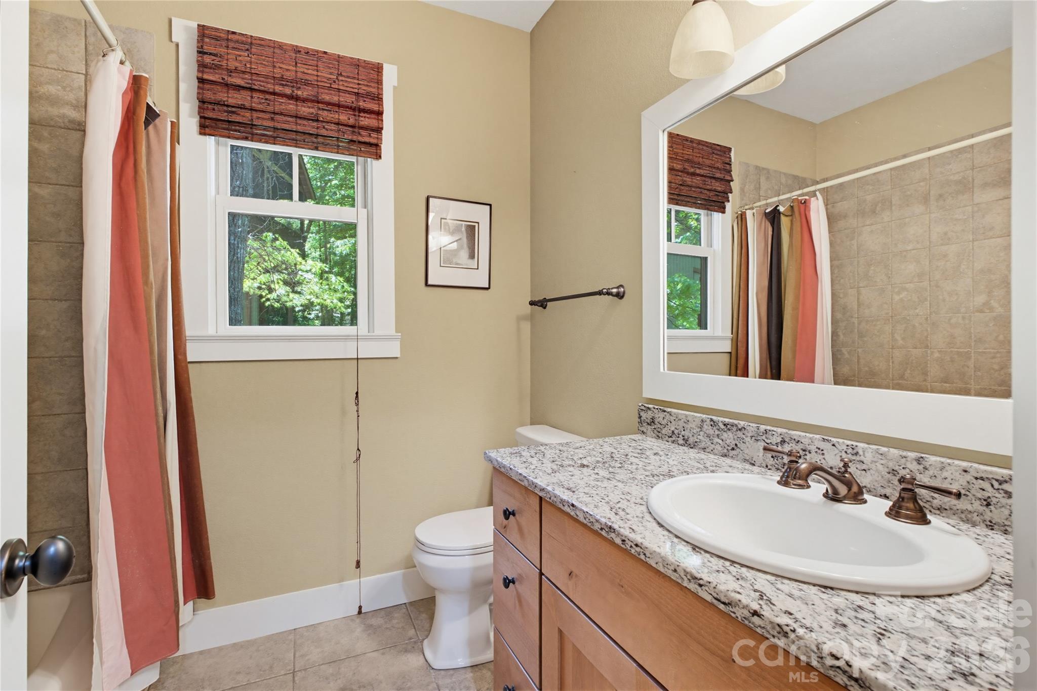 65 Whispering Falls Court Property Photo 28