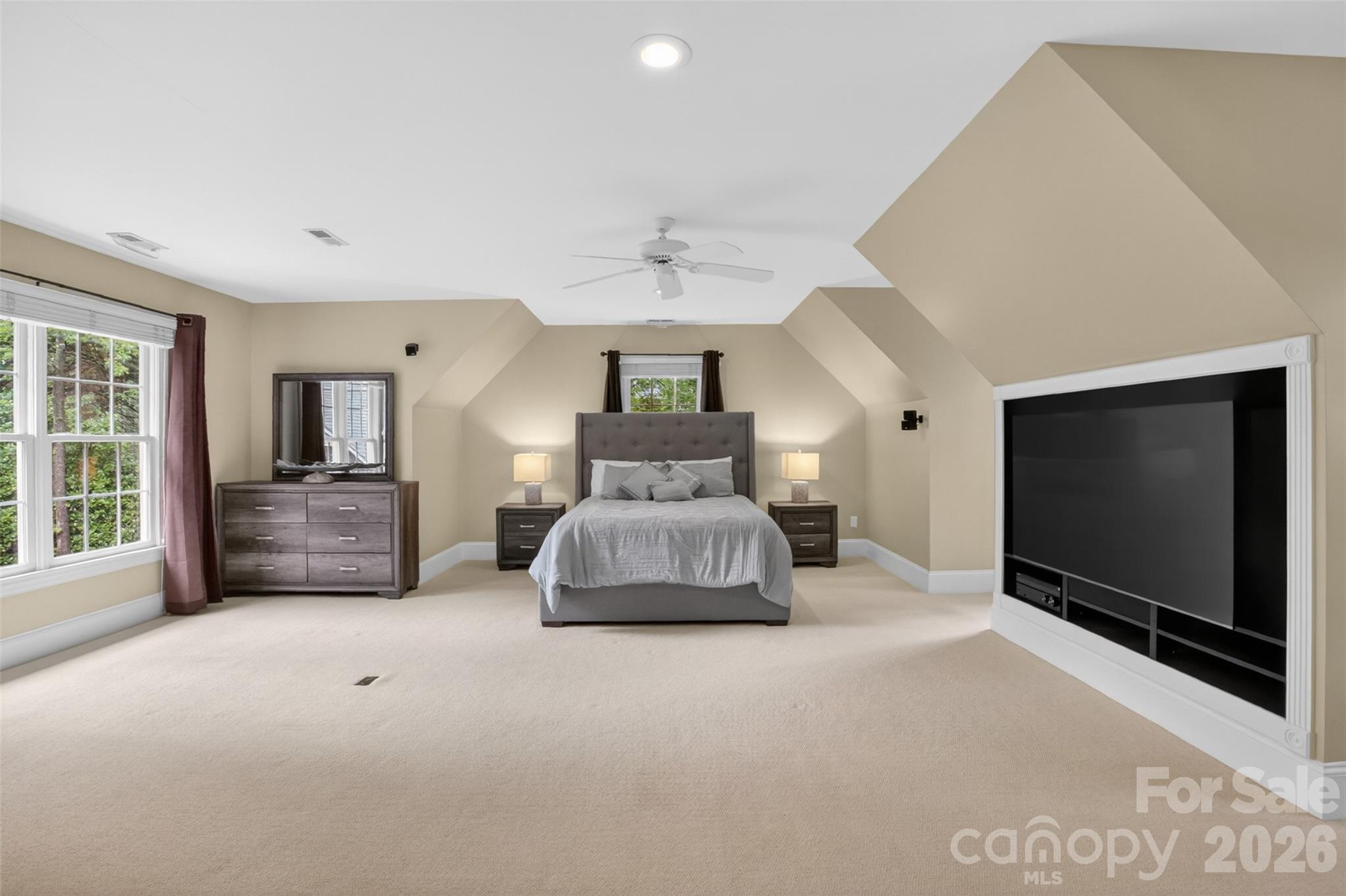 9533 Millen Drive Property Photo 24