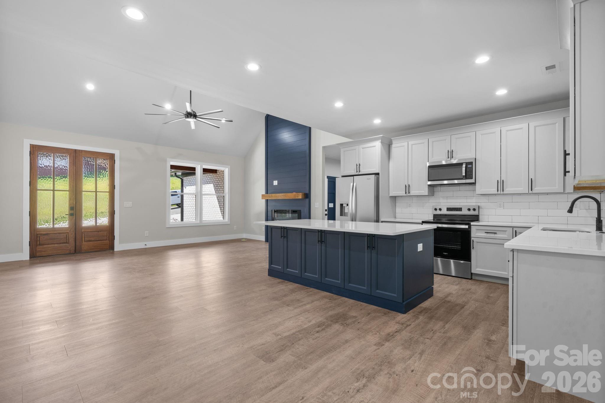 730 Chatsworth Circle Property Photo 15