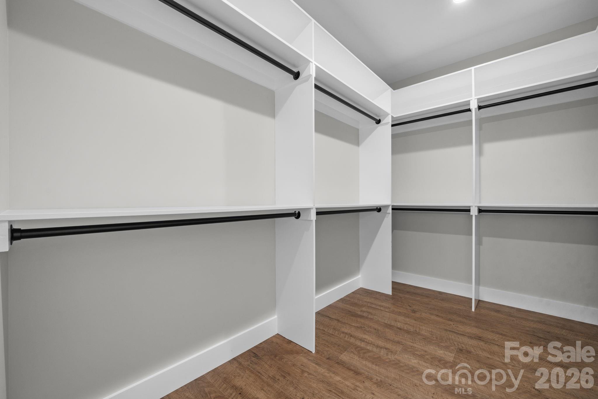 730 Chatsworth Circle Property Photo 29