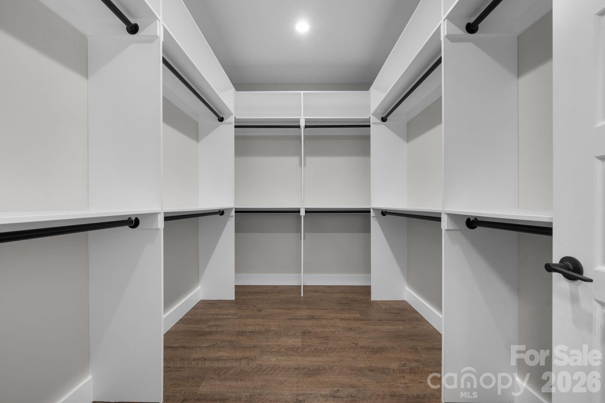 730 Chatsworth Circle Property Photo 30