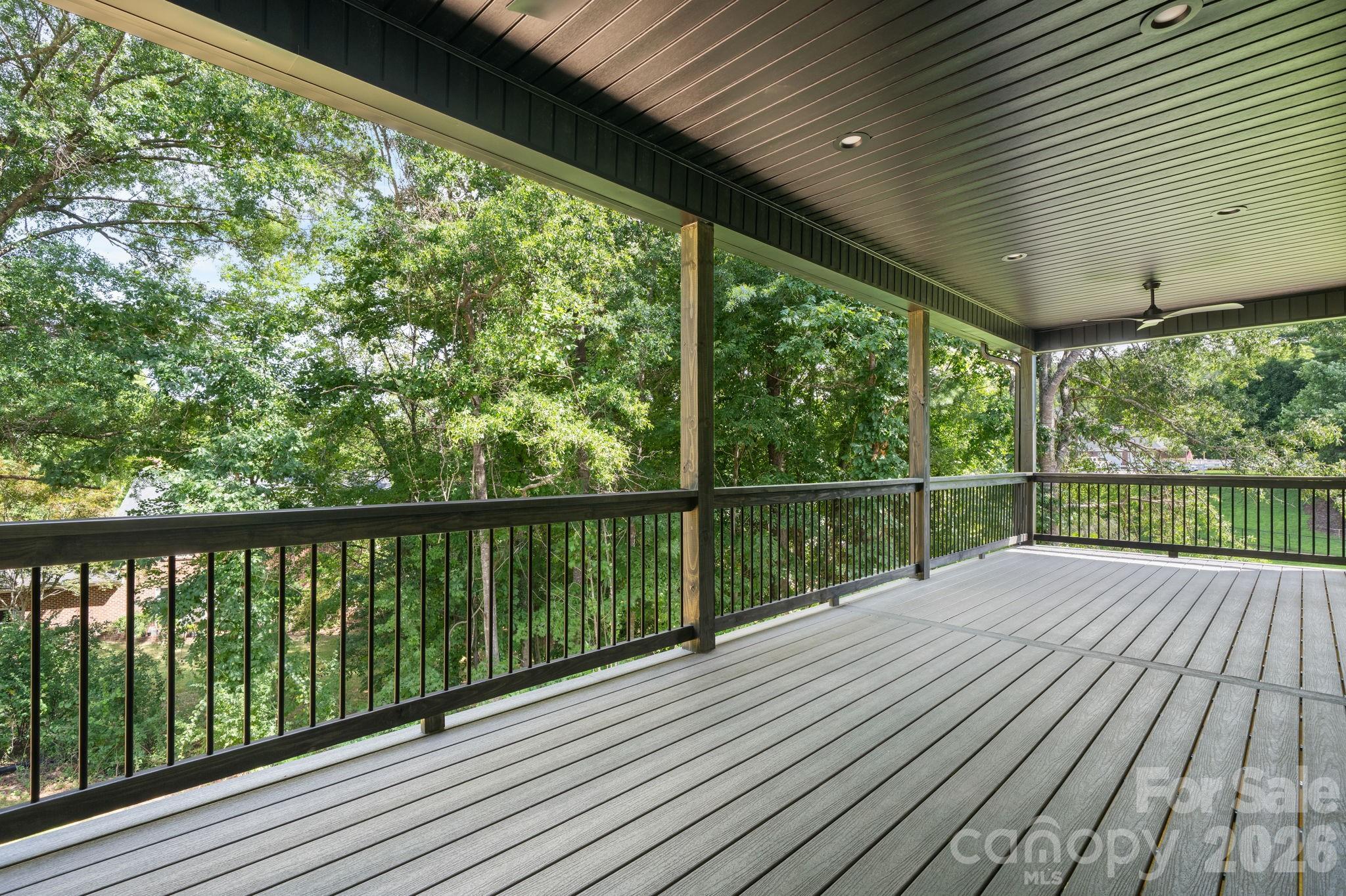 730 Chatsworth Circle Property Photo 37