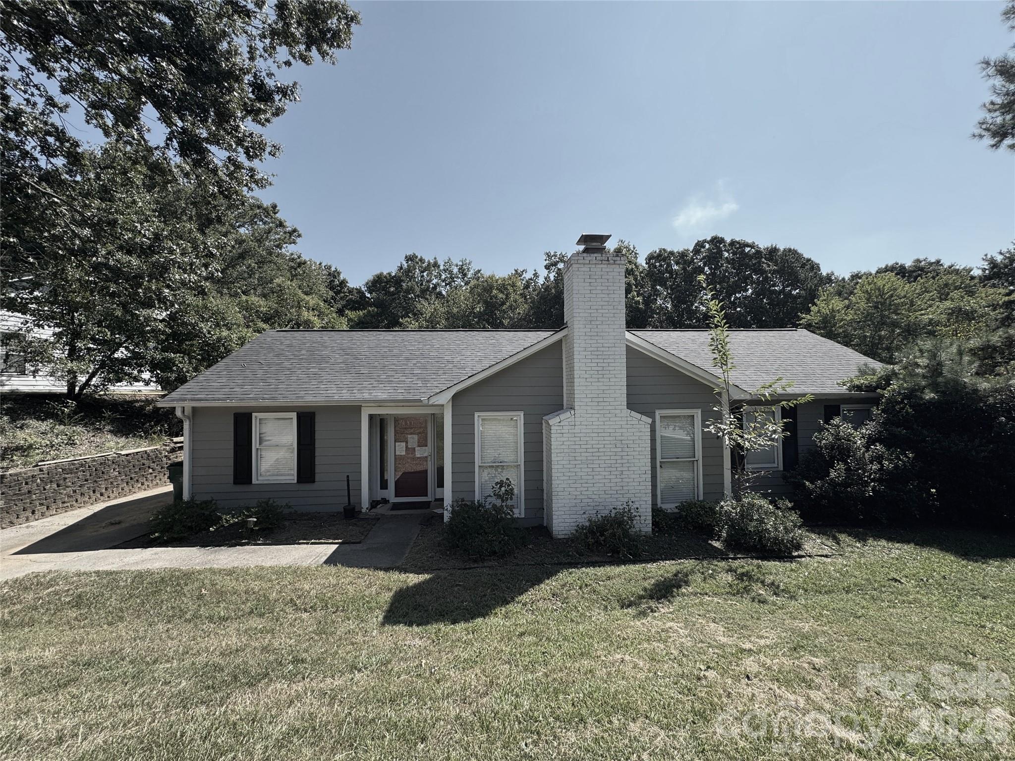 6201 Thermal Road Property Photo 1
