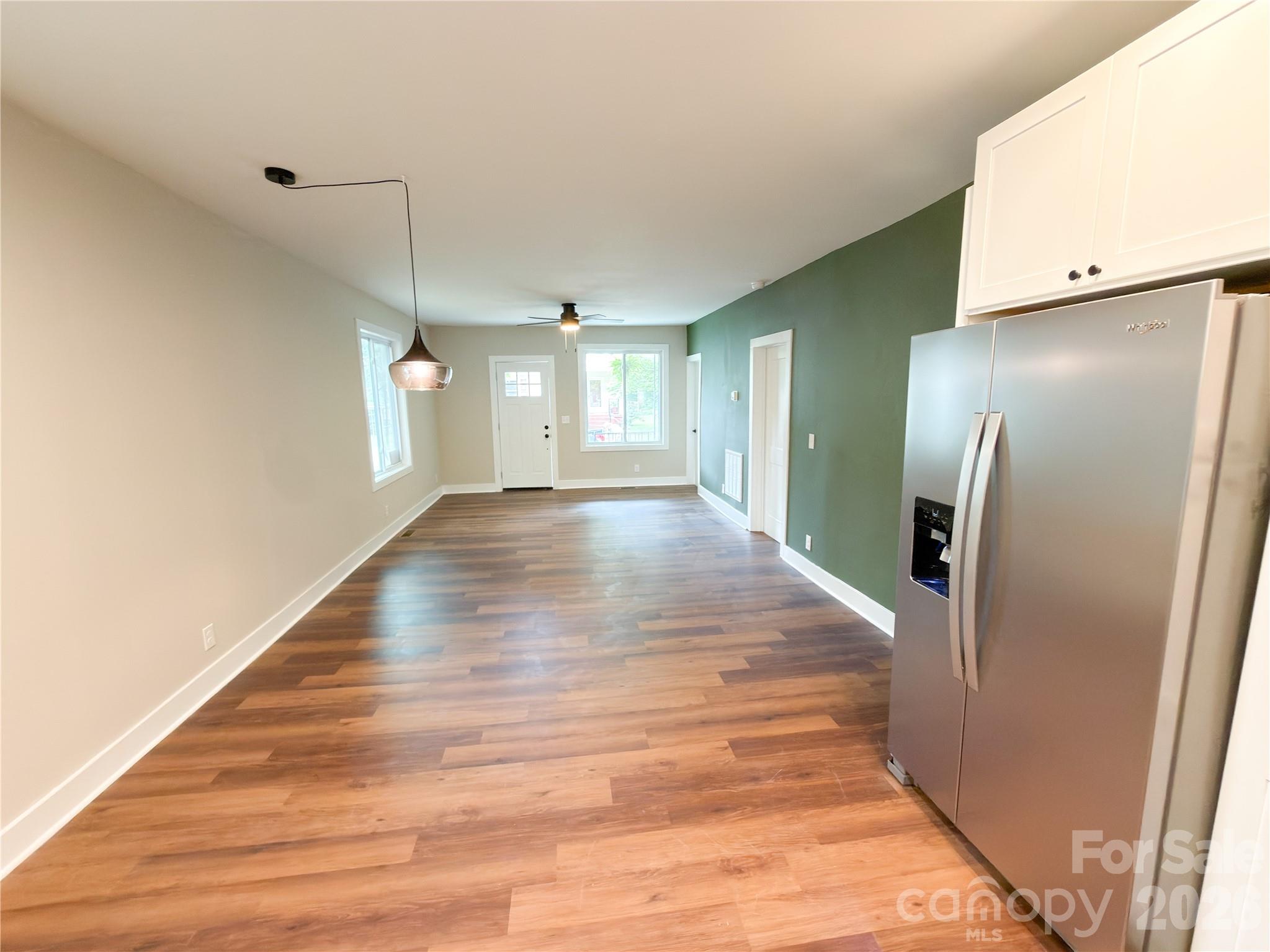 1904 Hemlock Avenue Property Photo 6