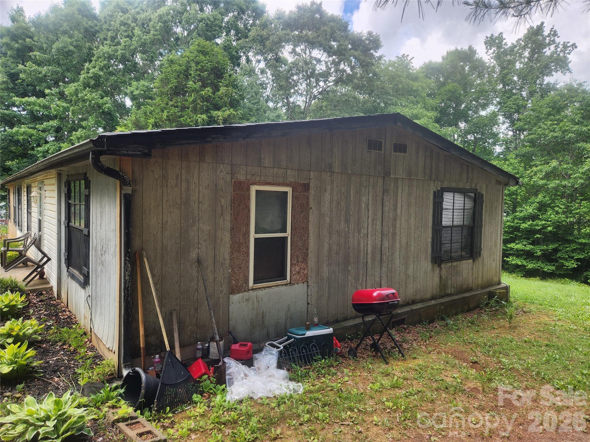 135 Watson Avenue Property Photo 3