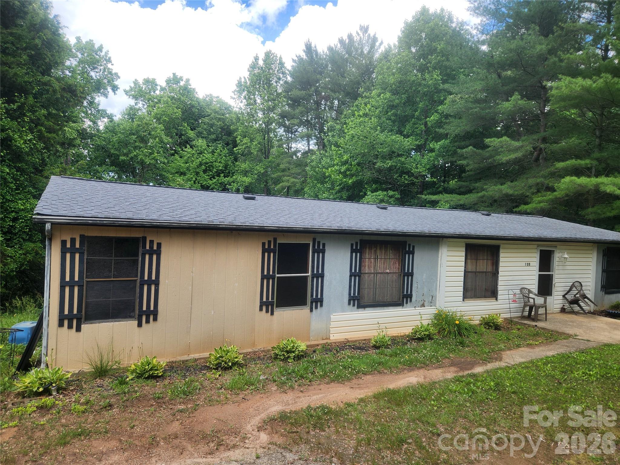135 Watson Avenue Property Photo 12