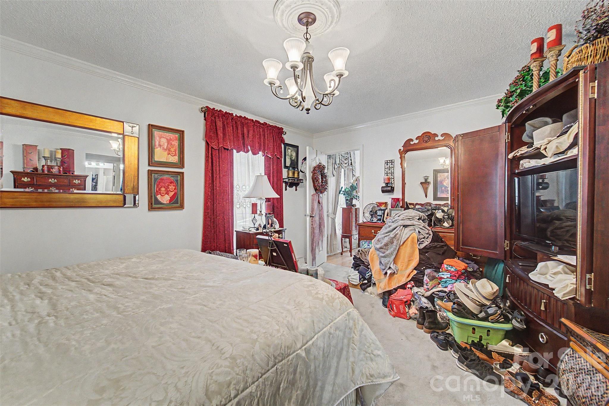 90, 106 & 132 Hennessee Street Property Photo 16