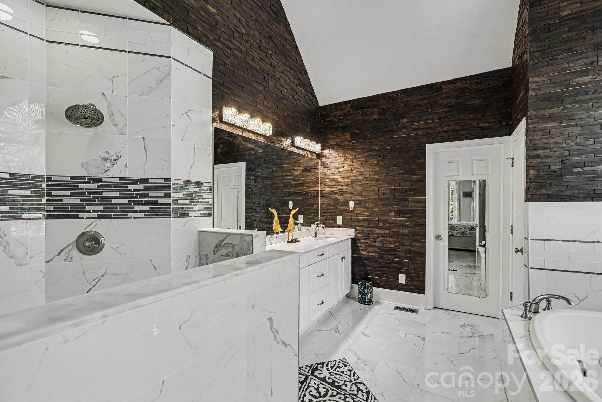 163 Evening Shadow Road Property Photo 14