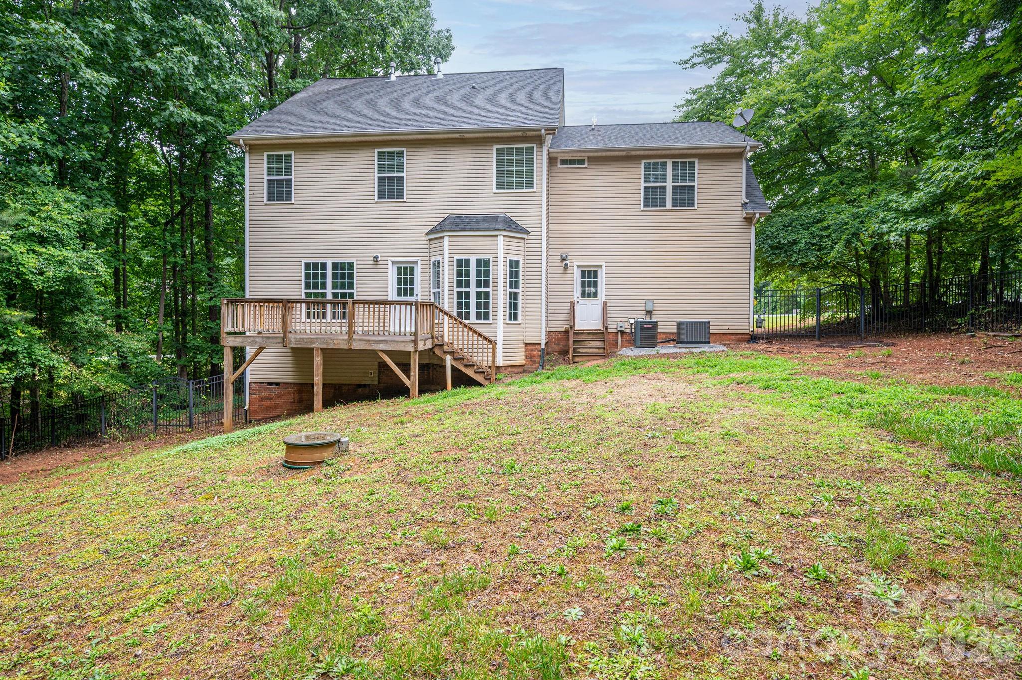 105 Tanager Lane Property Photo 34