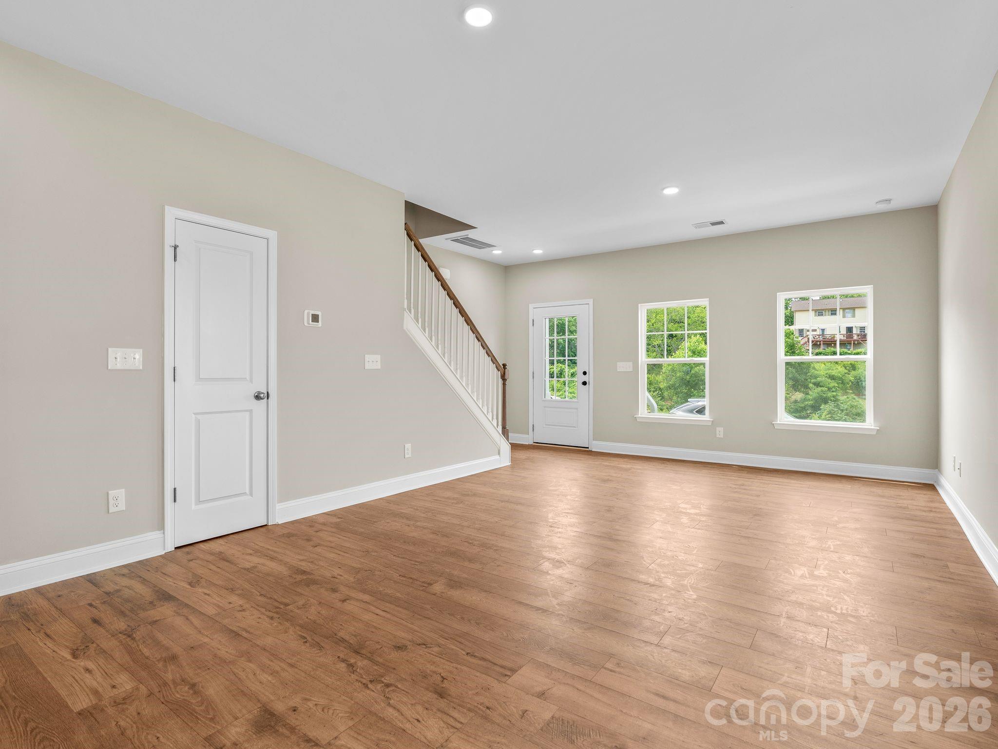 137 Cherry Springs Lane 12-e Property Photo 11