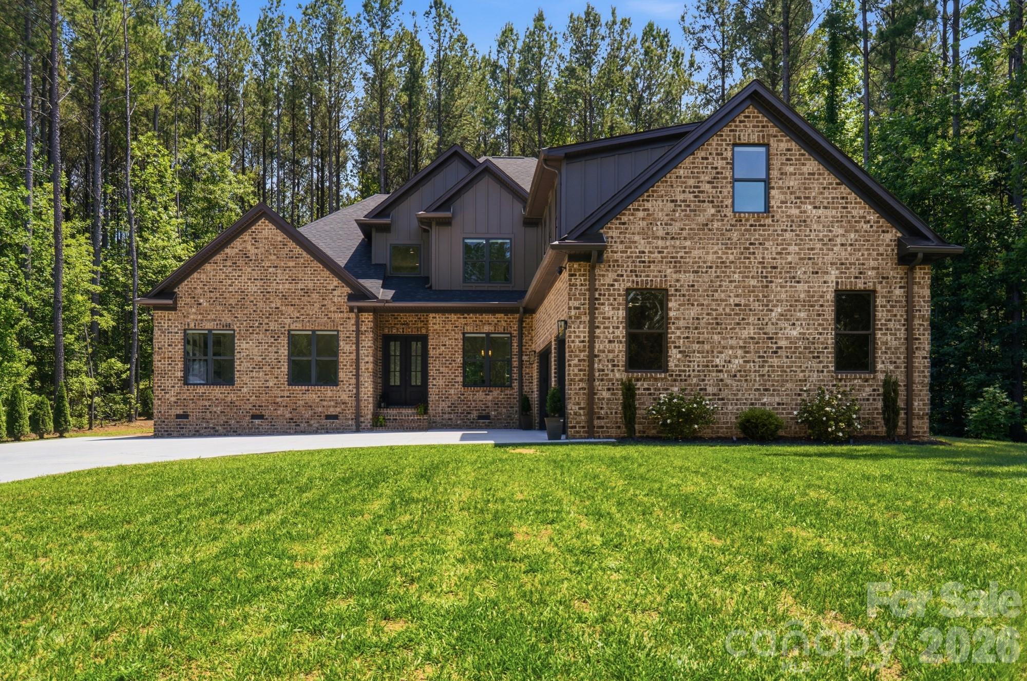 145 Crooked Branch Way Property Photo 2