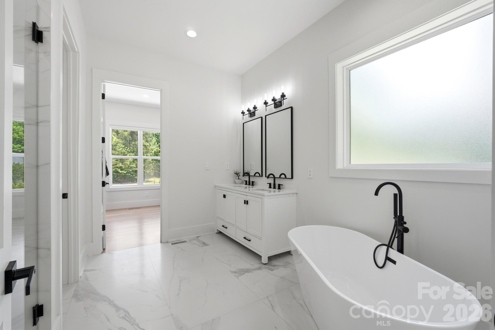 145 Crooked Branch Way Property Photo 17