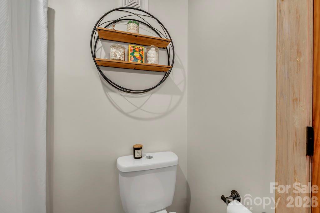 192 Dewitt Barnett Road 2 Property Photo 16