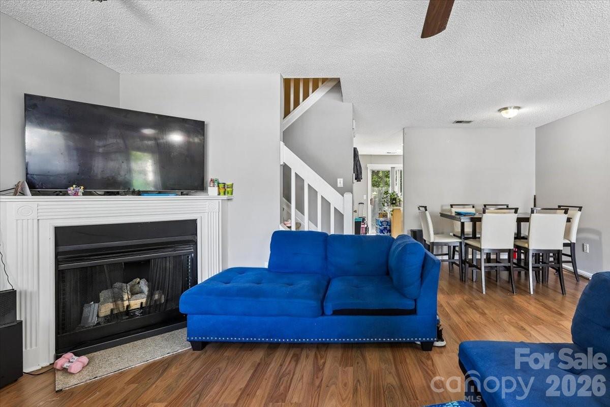 7543 Petrea Lane Property Photo 7