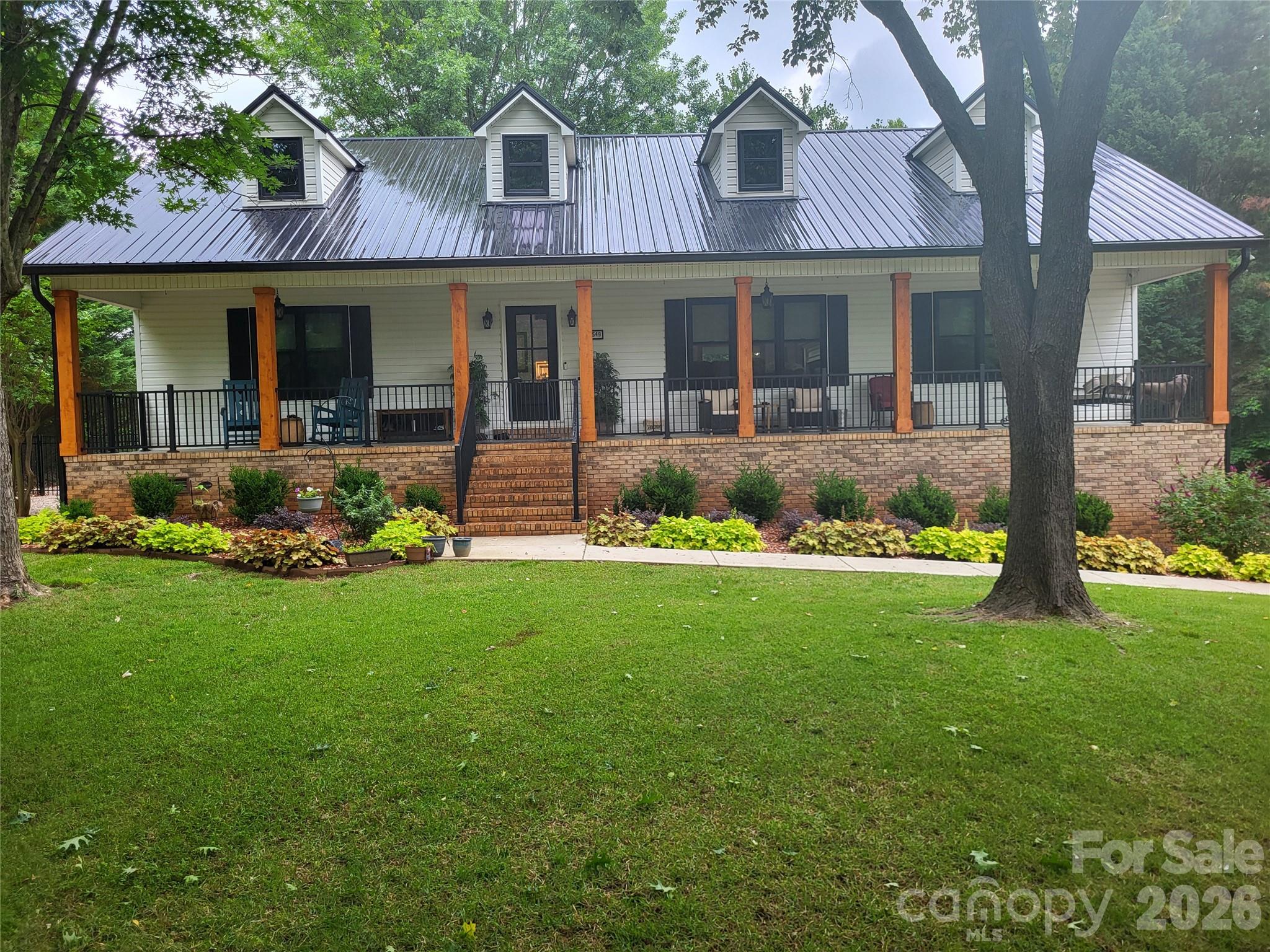 2549 S Lake Shore Road Property Photo 1