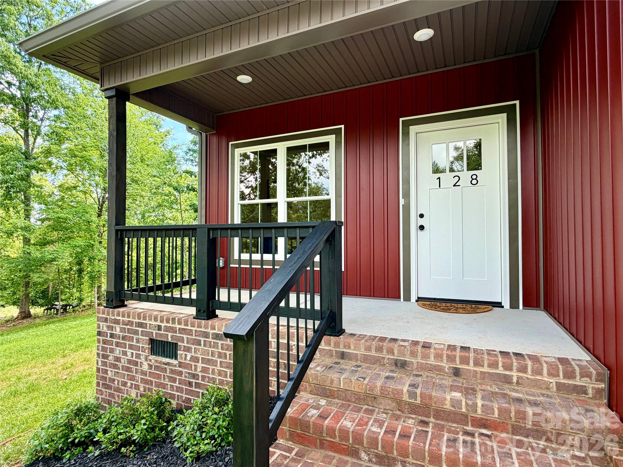 128 Arrowood Lane Property Photo 2