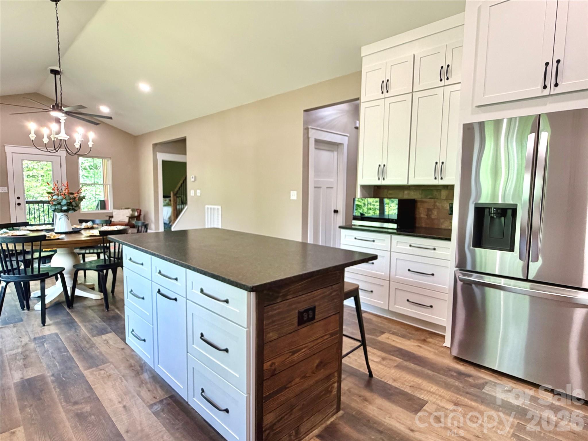 128 Arrowood Lane Property Photo 10