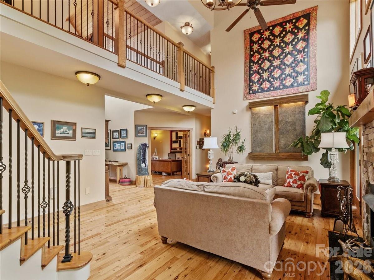750 Barebridge Drive Property Photo 7