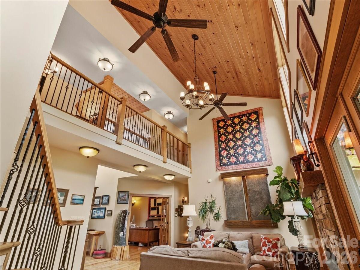 750 Barebridge Drive Property Photo 8