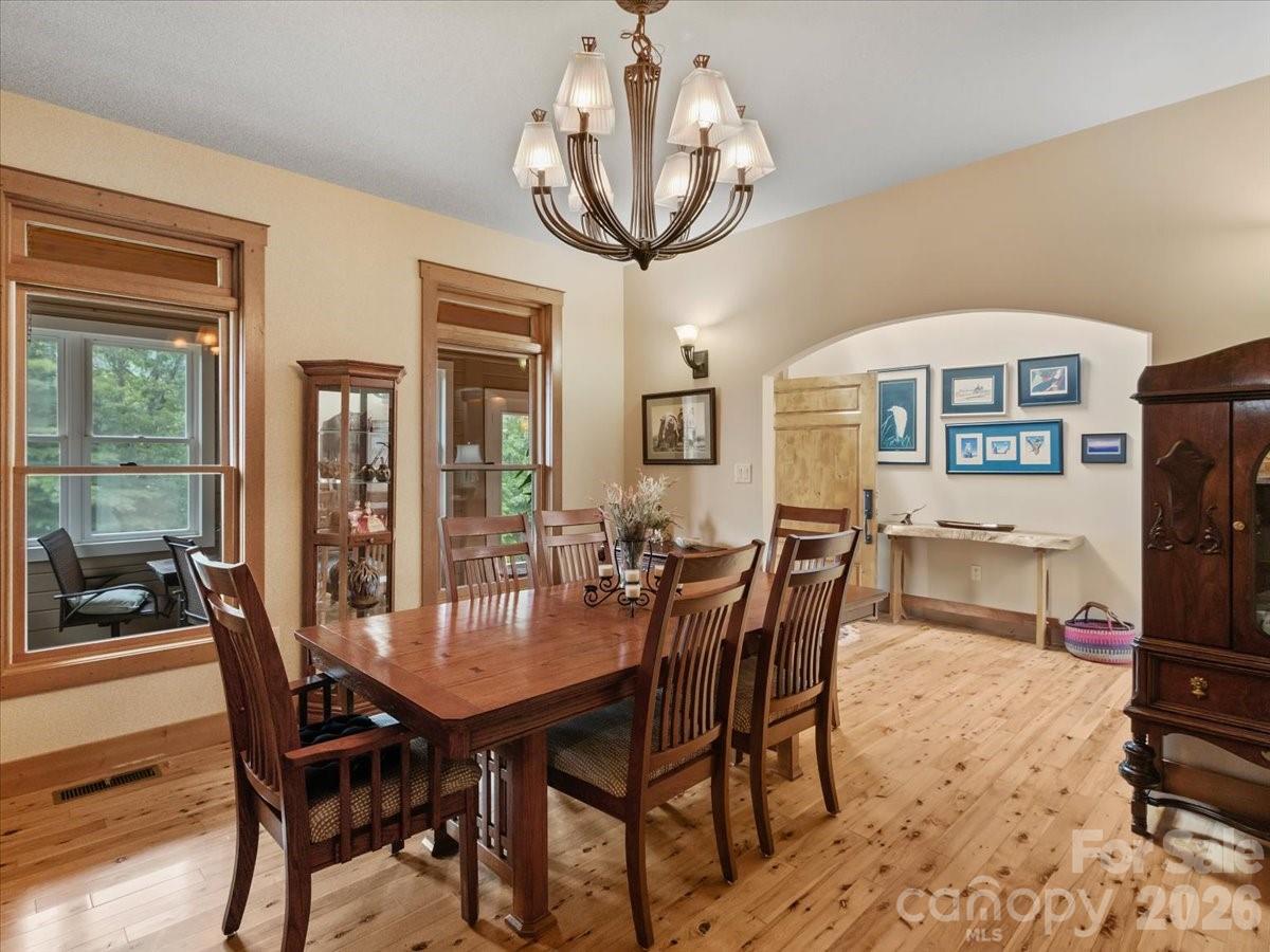 750 Barebridge Drive Property Photo 14