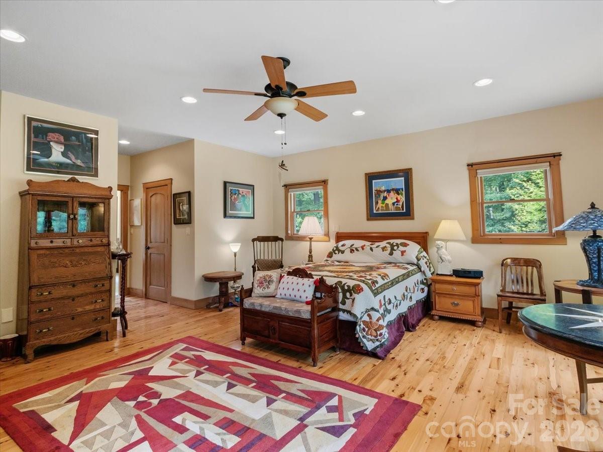 750 Barebridge Drive Property Photo 18