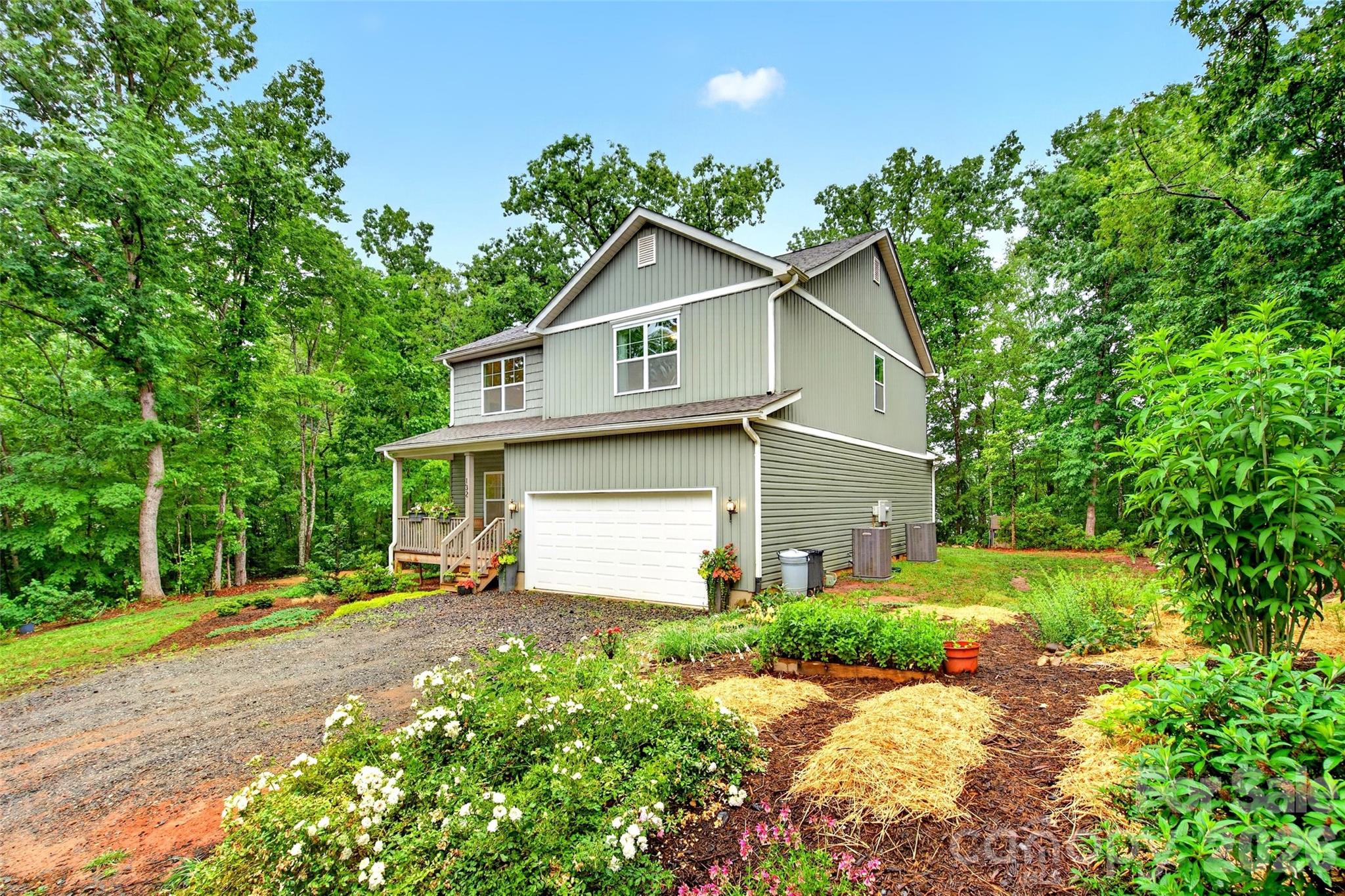 132 Maple Ridge Drive Property Photo 4