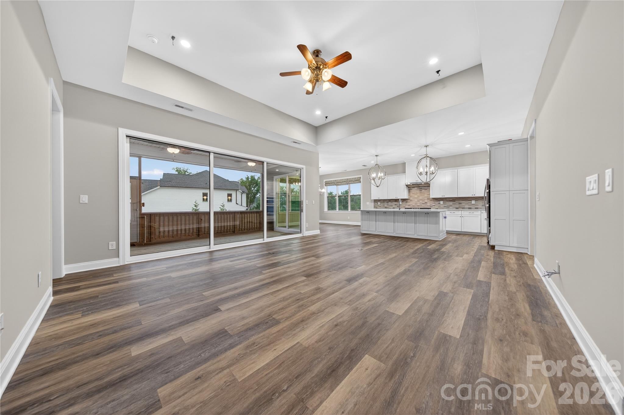 6044 Candlestick Lane Property Photo 6