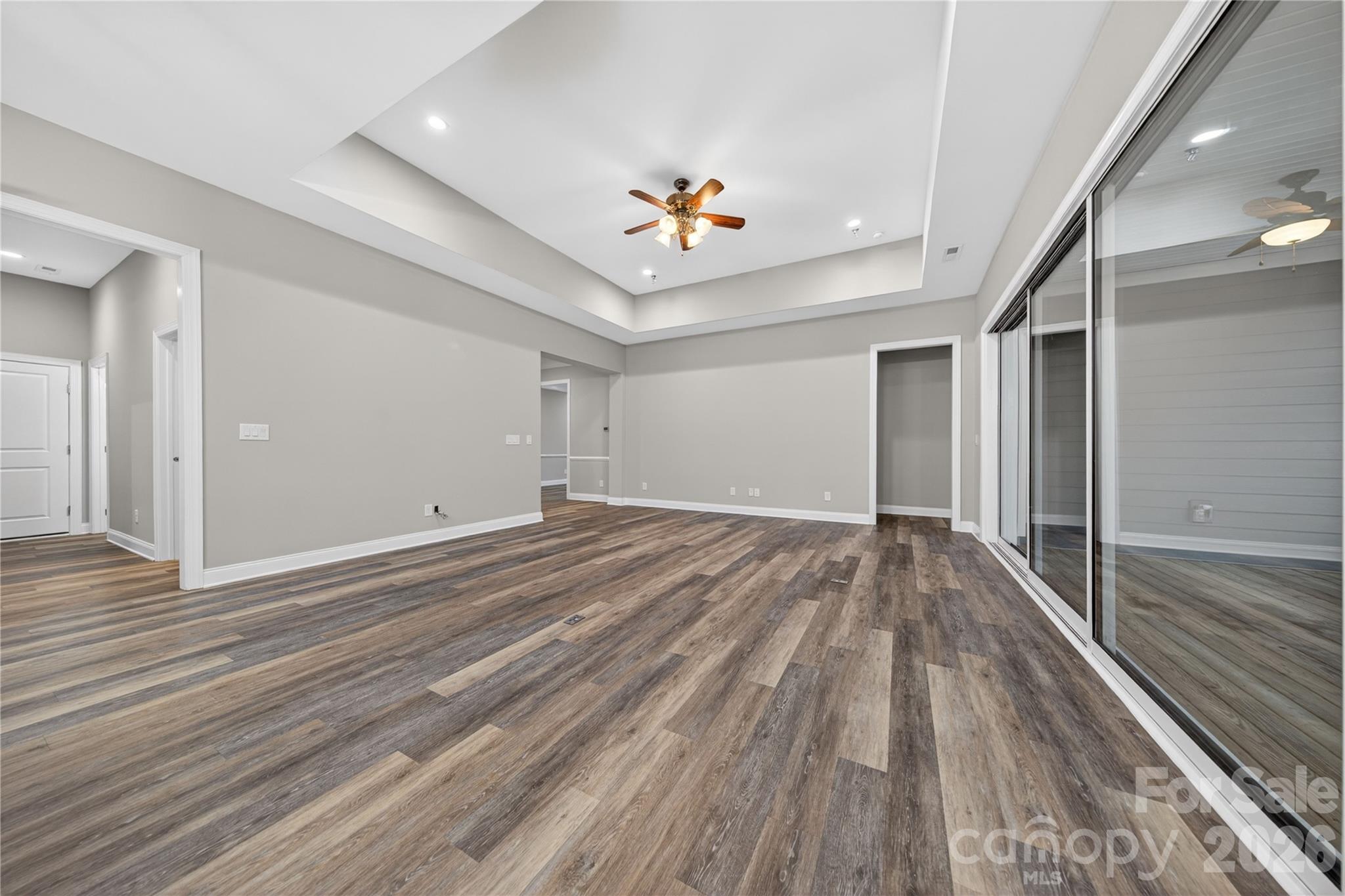 6044 Candlestick Lane Property Photo 9