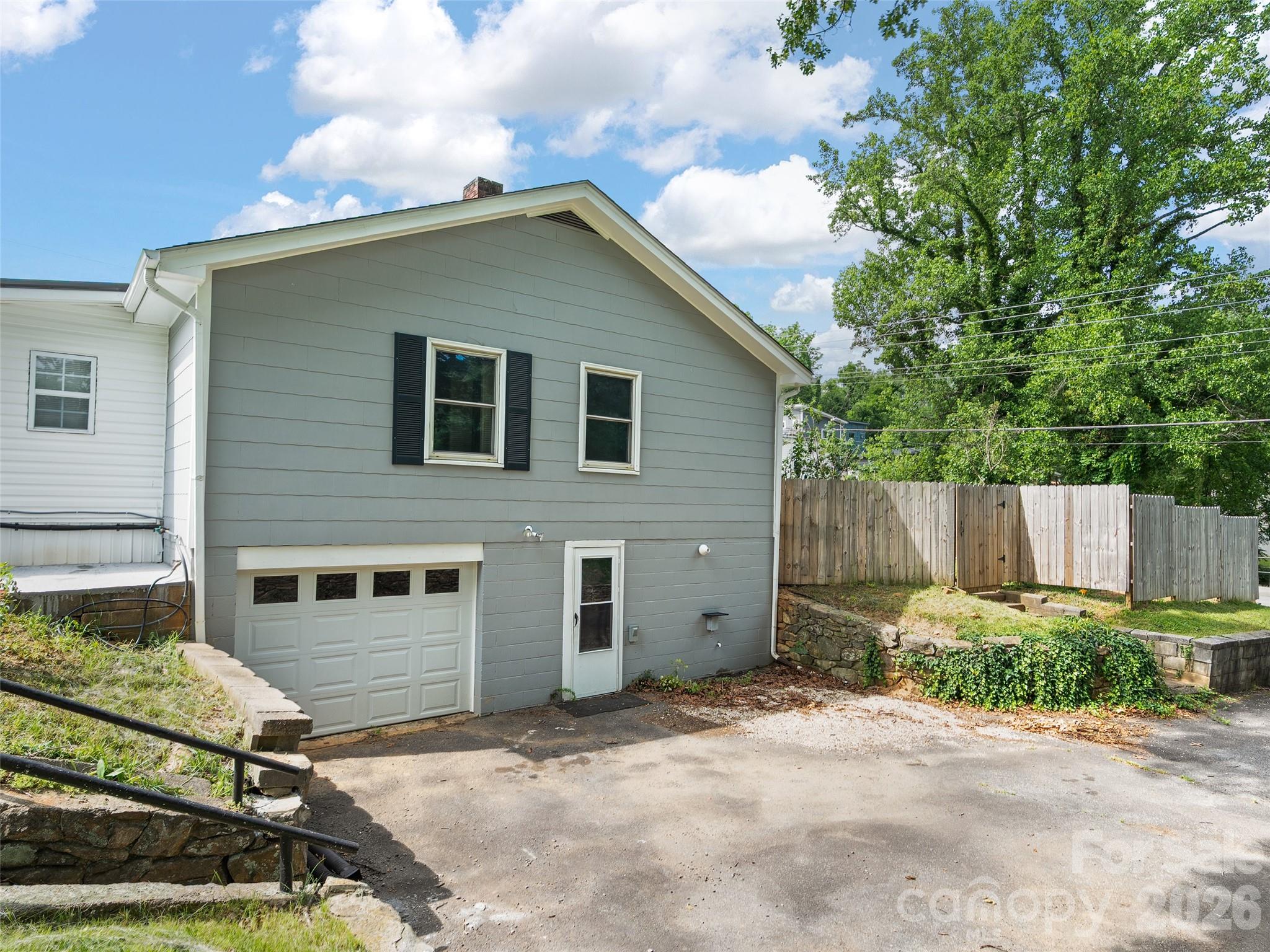 41 Cedar Street Property Photo 6
