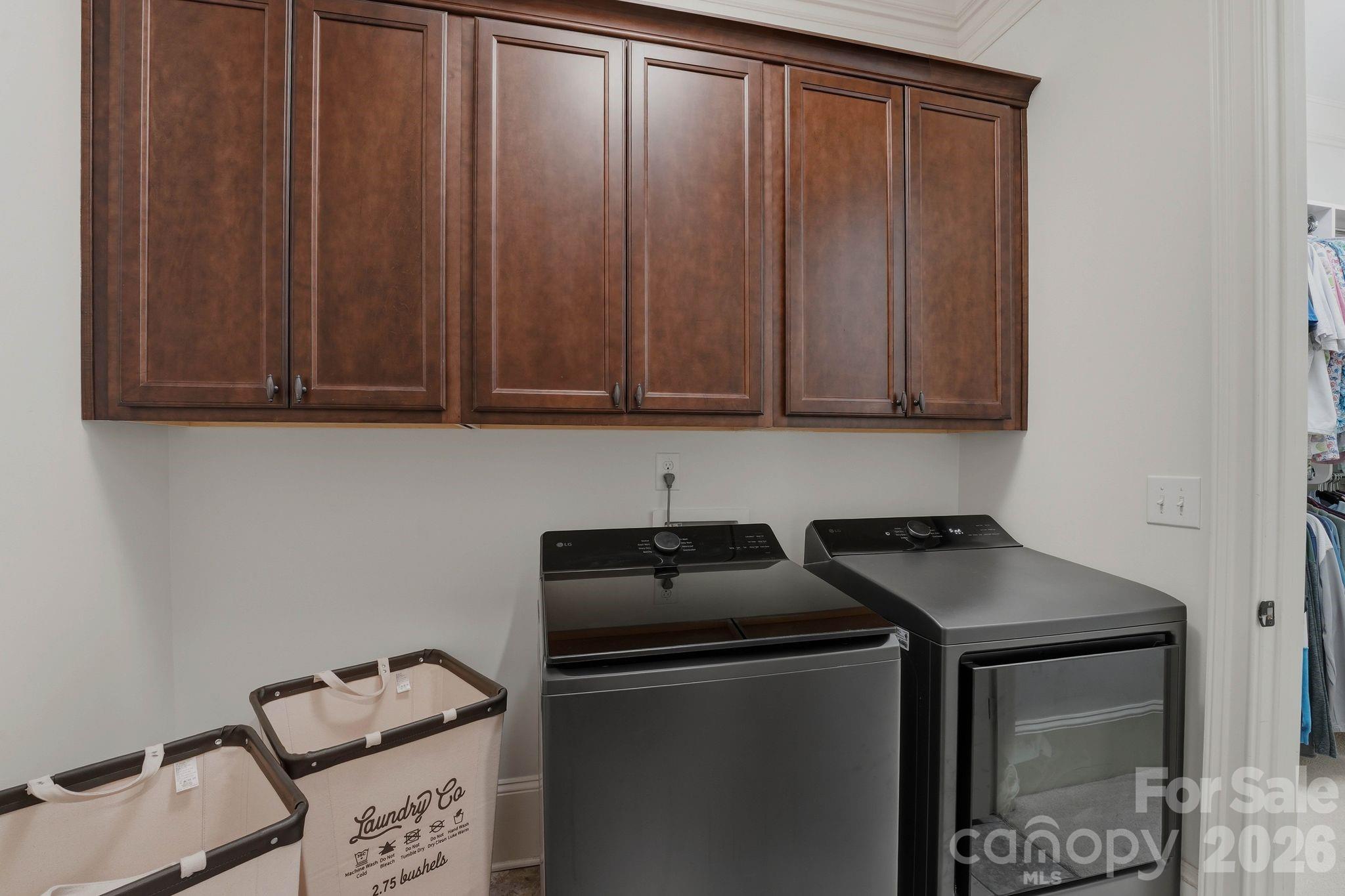 221 Glenmoor Drive Property Photo 20