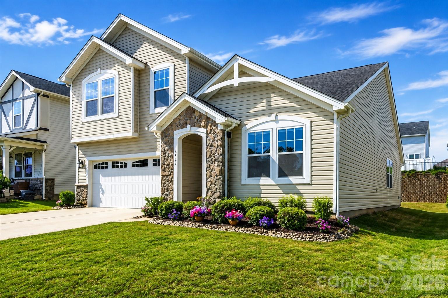 6629 Meridale Forest Drive Property Photo 1
