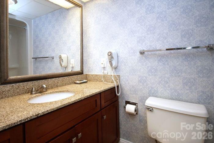 161 Seawatch Drive Property Photo 10