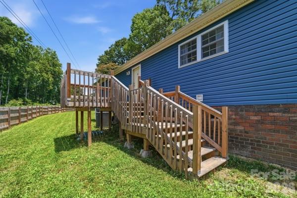 864 Stowe Lane Property Photo 35