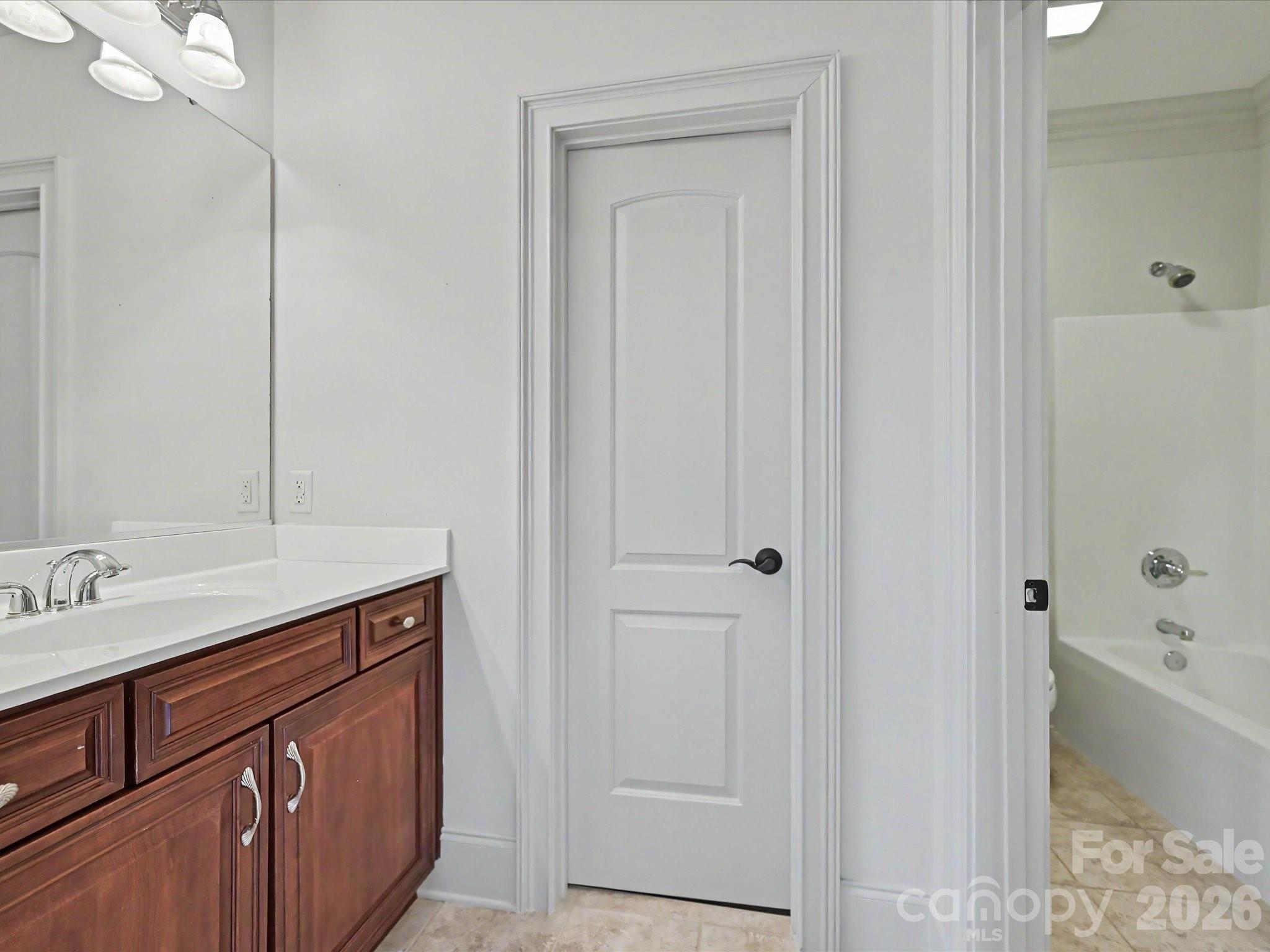 1208 Venetian Way Drive Property Photo 34