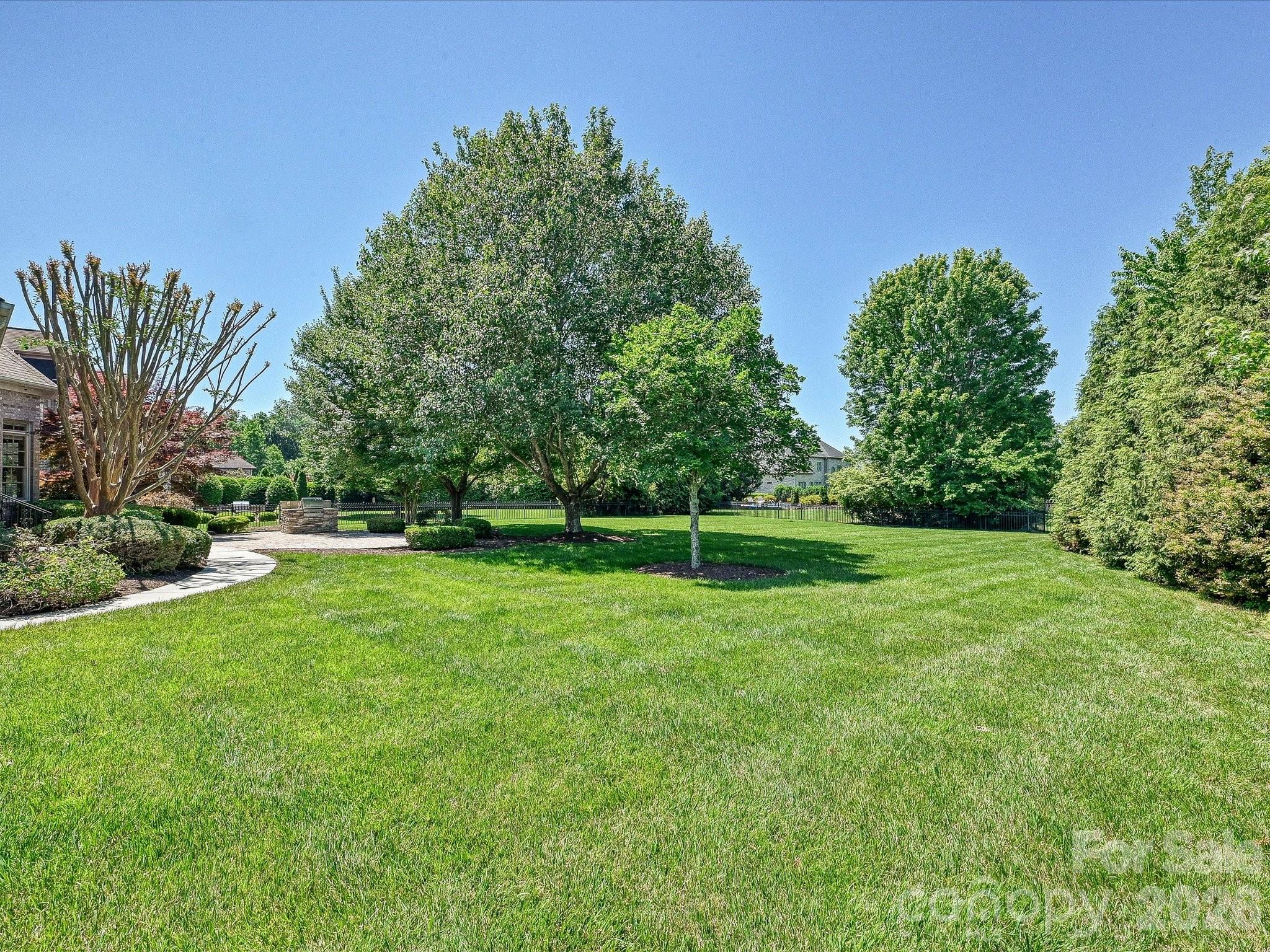 1208 Venetian Way Drive Property Photo 44