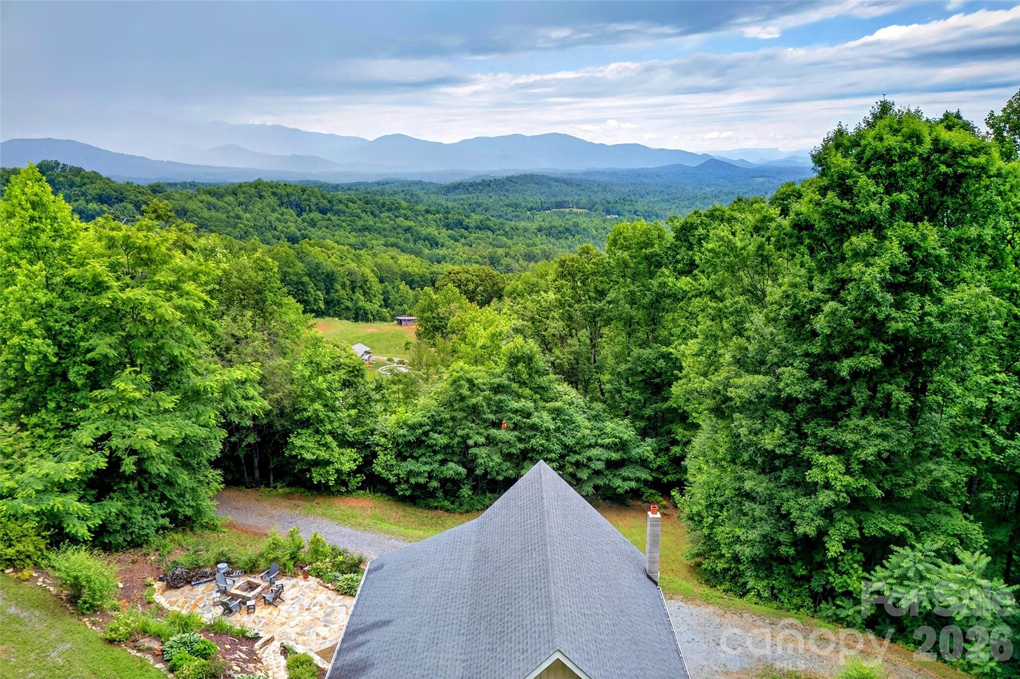 696 Hickory Nut Hollow Property Photo 46