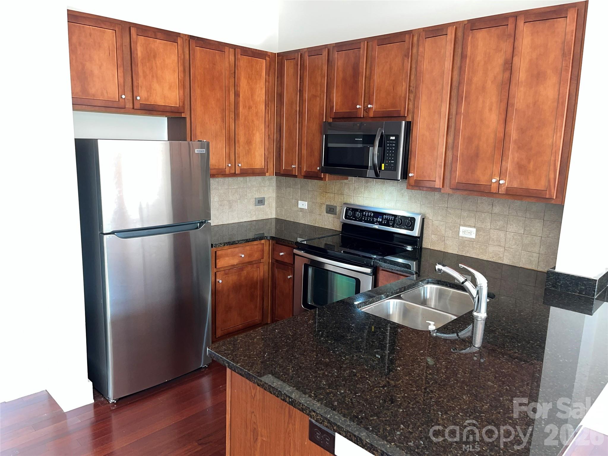 3269 Noda Boulevard Property Photo 4