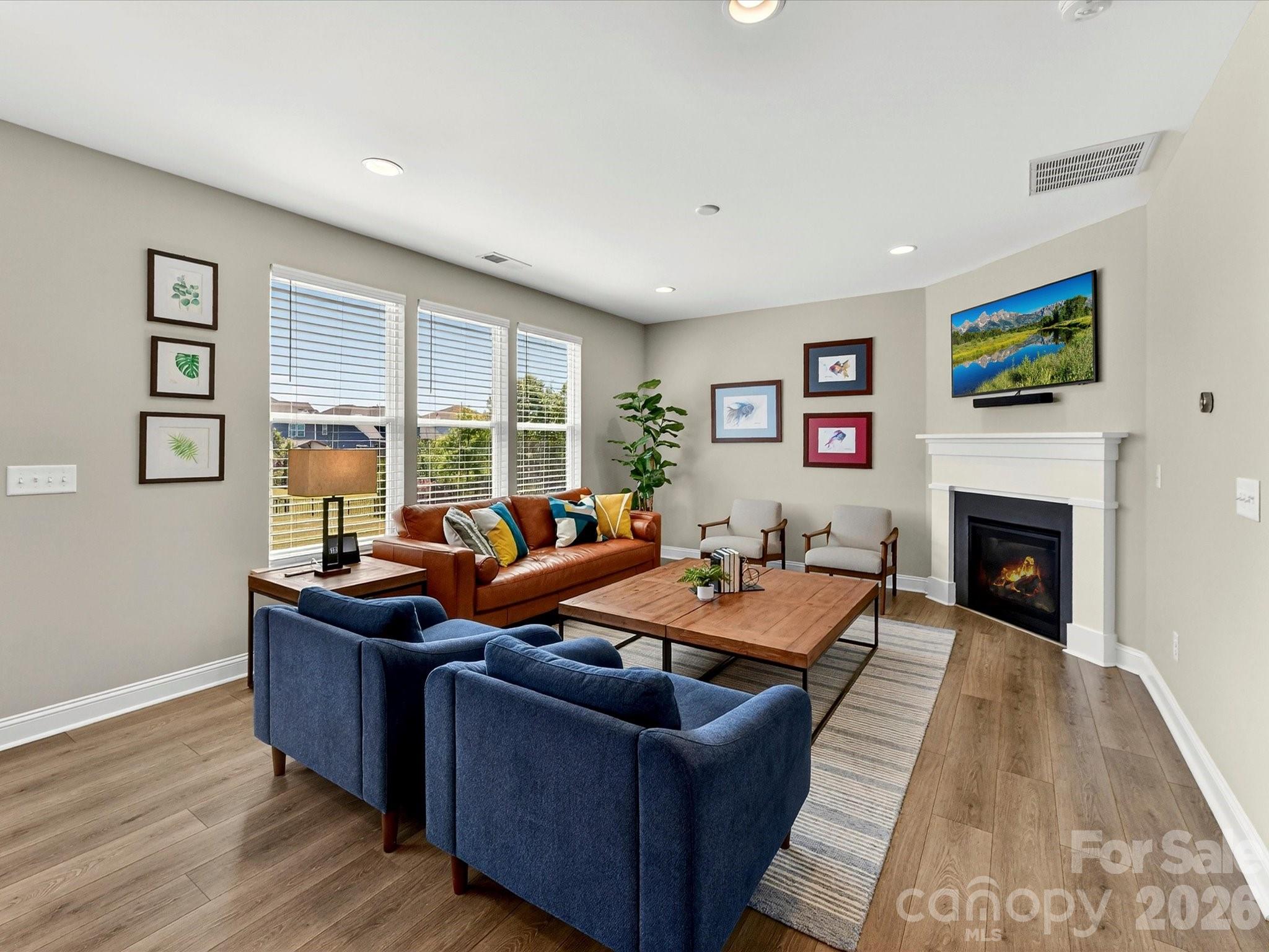 6203 Six String Court Property Photo 9