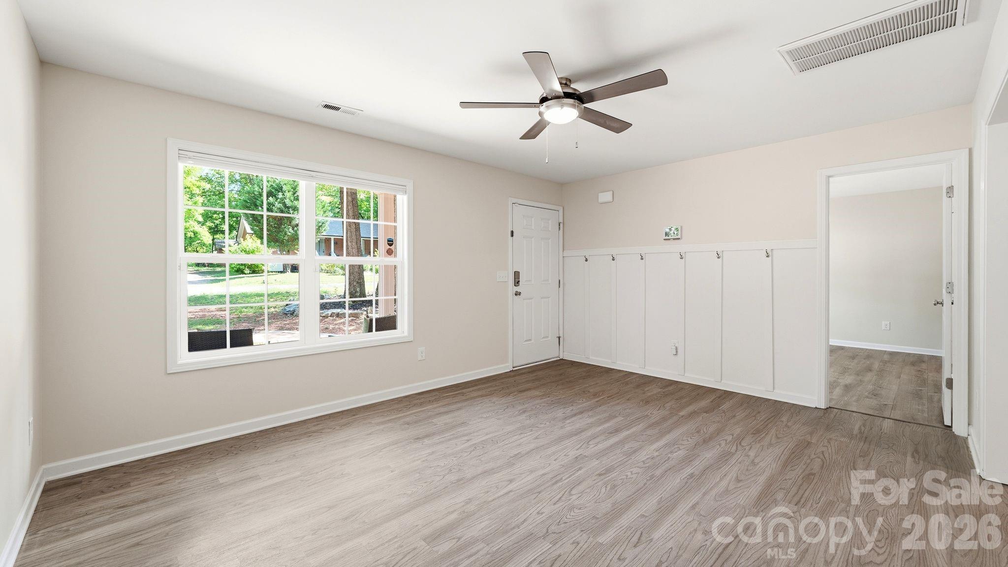 230 Berry Street Property Photo 4